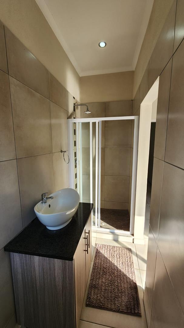 To Let 3 Bedroom Property for Rent in Cashan North West